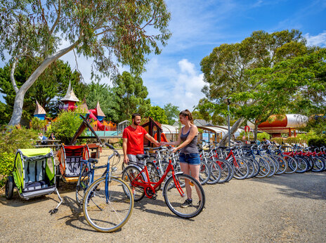 Fietsverhuur en kinderfietskarren op camping CAPFUN An Trest in SARZEAU (56).