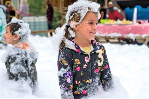Schuimparty animatie voor kinderen op camping CAPFUN An Trest, SARZEAU (56).