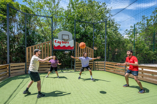 Basketbal op CAPFUN Arbois du Castellet in LE CASTELLET (83).
