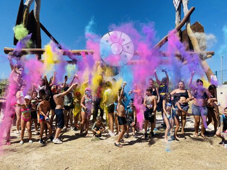 Kinderanimatie op camping CAPFUN Arbois du Castellet in LE CASTELLET (83).