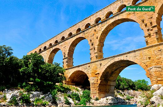 Pont du Gard, historisch Romeins aquaduct te bezoeken nabij Nîmes, Occitanie.