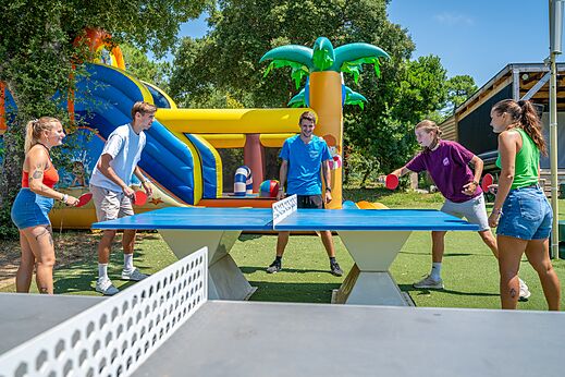 Tafeltennis, opblaasbare spelen, VAGUES OCEANES Boudigau, LABENNE OCEAN 40.