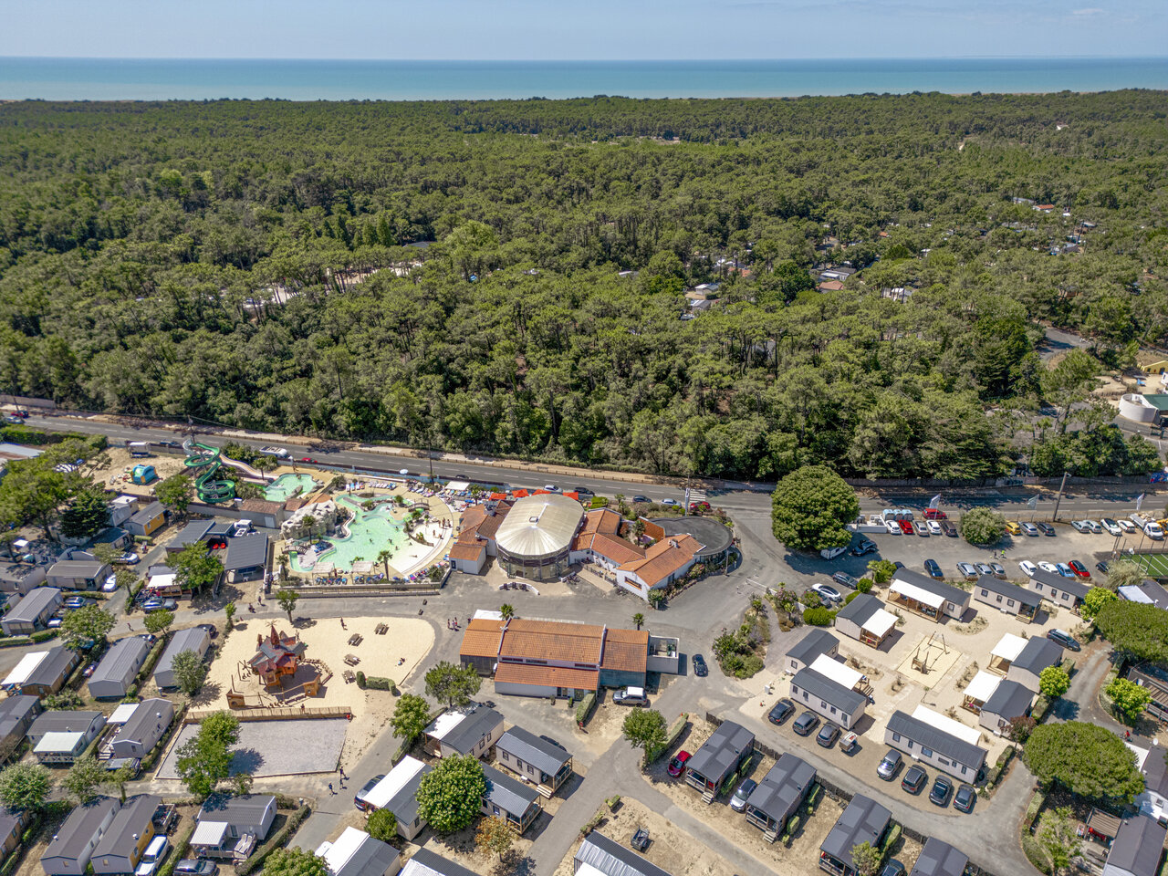 Camping, waterpark op camping CLICOCHIC Chouans in SAINT HILAIRE DE RIEZ (85).