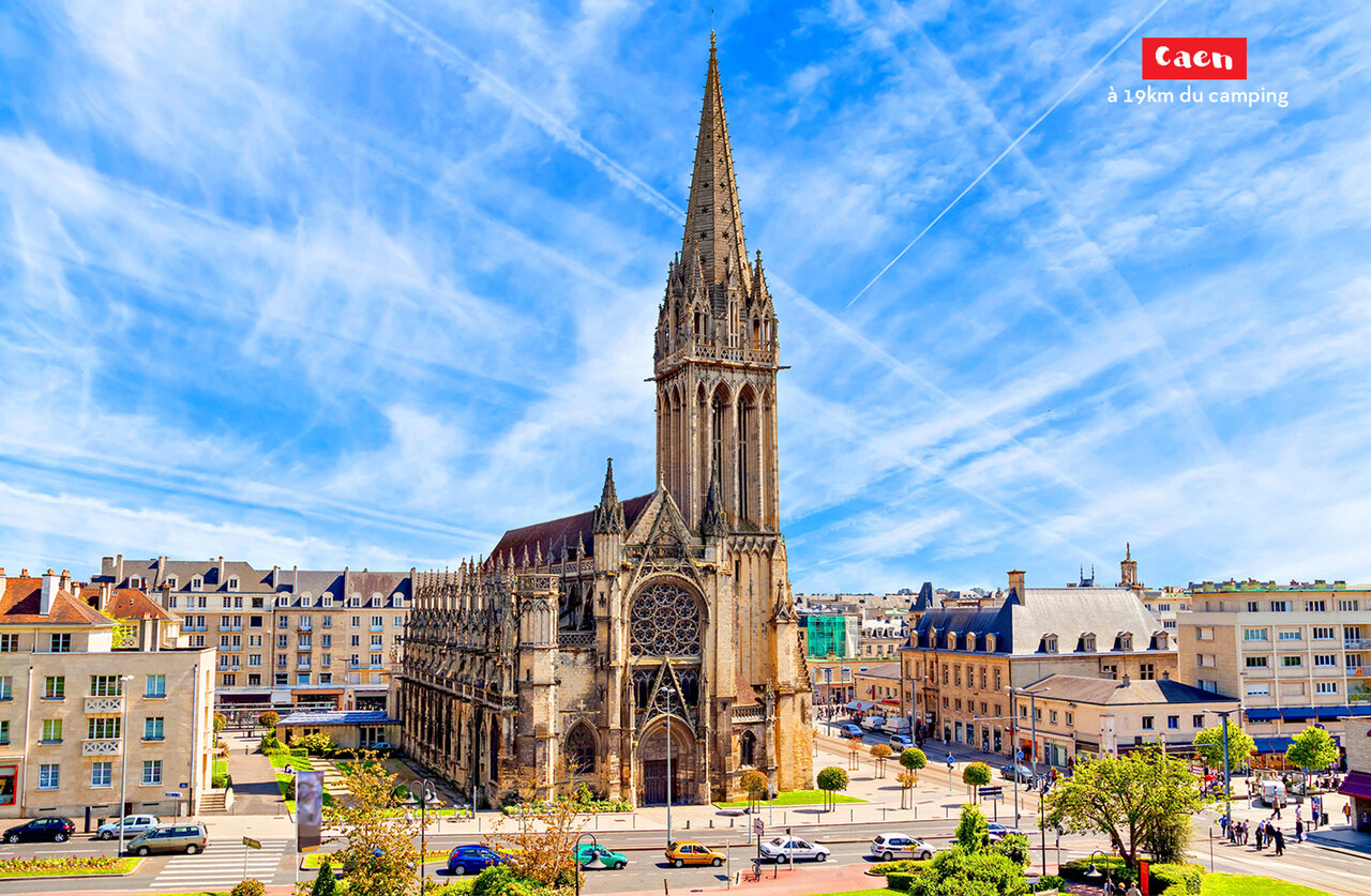 Saint-Pierre kerk in Caen, historisch monument om te bezoeken in Normandi�.
