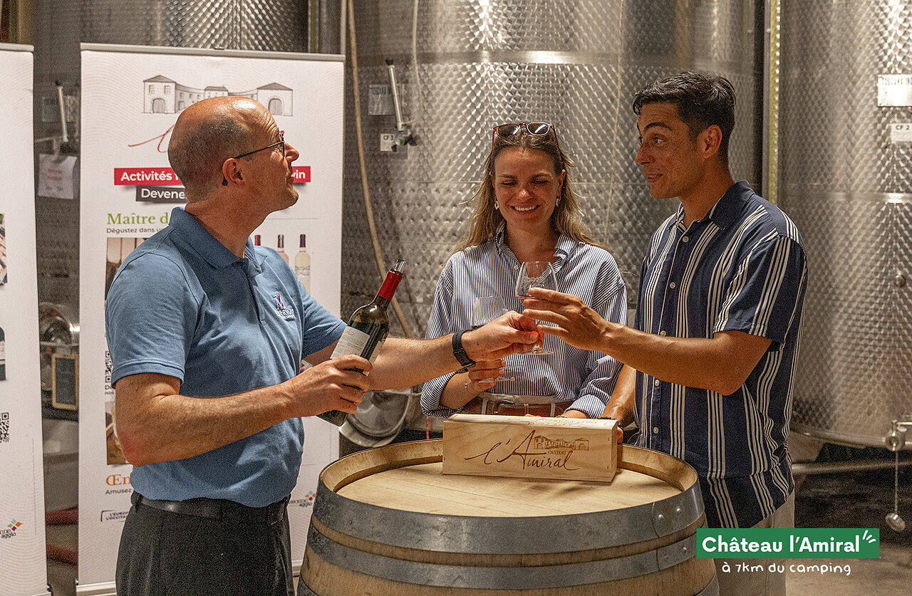 Wijnproeverij bij Ch�teau L'Amiral, wijndomein nabij Rustiques (11).