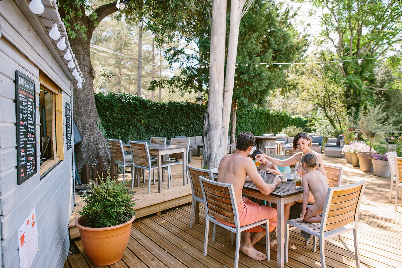 Naturiste Belezy, Vakantiepark Provence-Alpen-C�te d'Azur - 38
