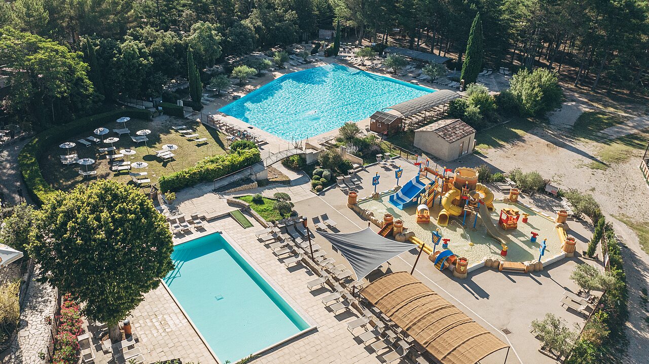 Naturiste Belezy, Vakantiepark Provence-Alpen-C�te d'Azur - 43
