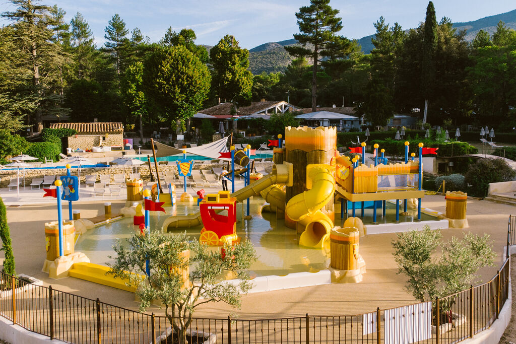 Naturiste Belezy, Vakantiepark Provence-Alpen-Cte d'Azur - 15