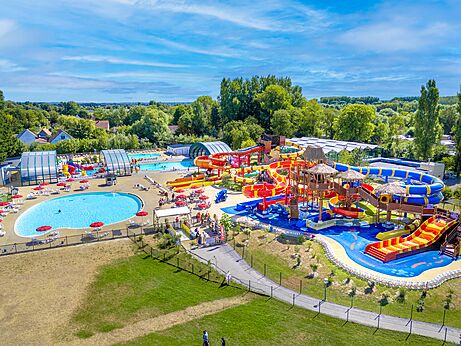 Groot waterpark op camping CAPFUN Dune Fleurie in Quend Plage.
