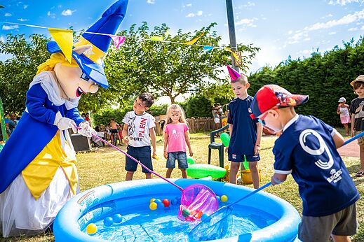 Kinderanimatie, mascotte op camping CAPFUN El Moli in Elne (66).
