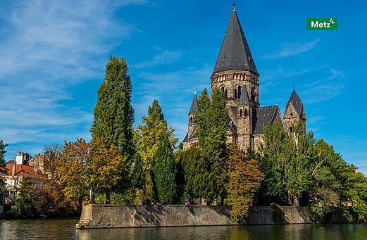 Nieuwe Tempel van Metz, historisch monument te bezoeken nabij de camping.