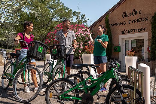 Fietsverhuur en receptie bij camping CLICOCHIC Eyrieux in Les OLLIERES-SUR-EYRIEUX.