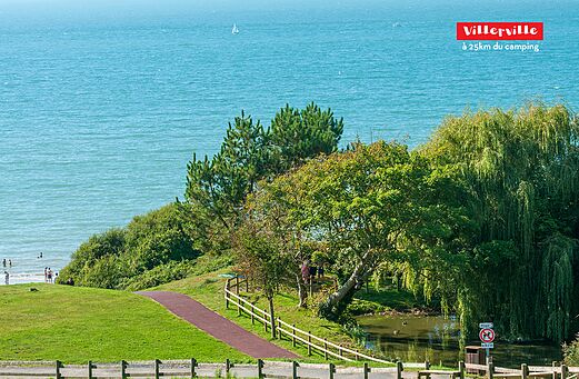 Kust van Villerville, strand en zee, te bezoeken nabij de camping.