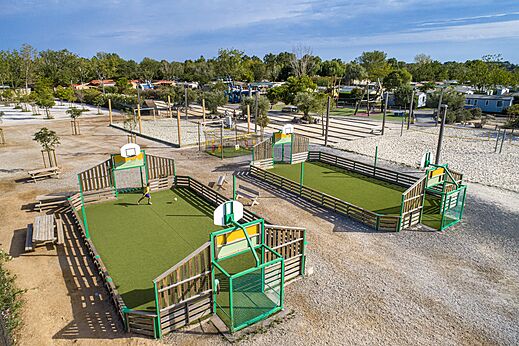 Multisportvelden voor kinderen op CAPFUN Fleurs d'Agde in AGDE (34).