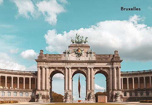 Triomfboog van het Jubelpark in Brussel, een historisch monument om te bezoeken.