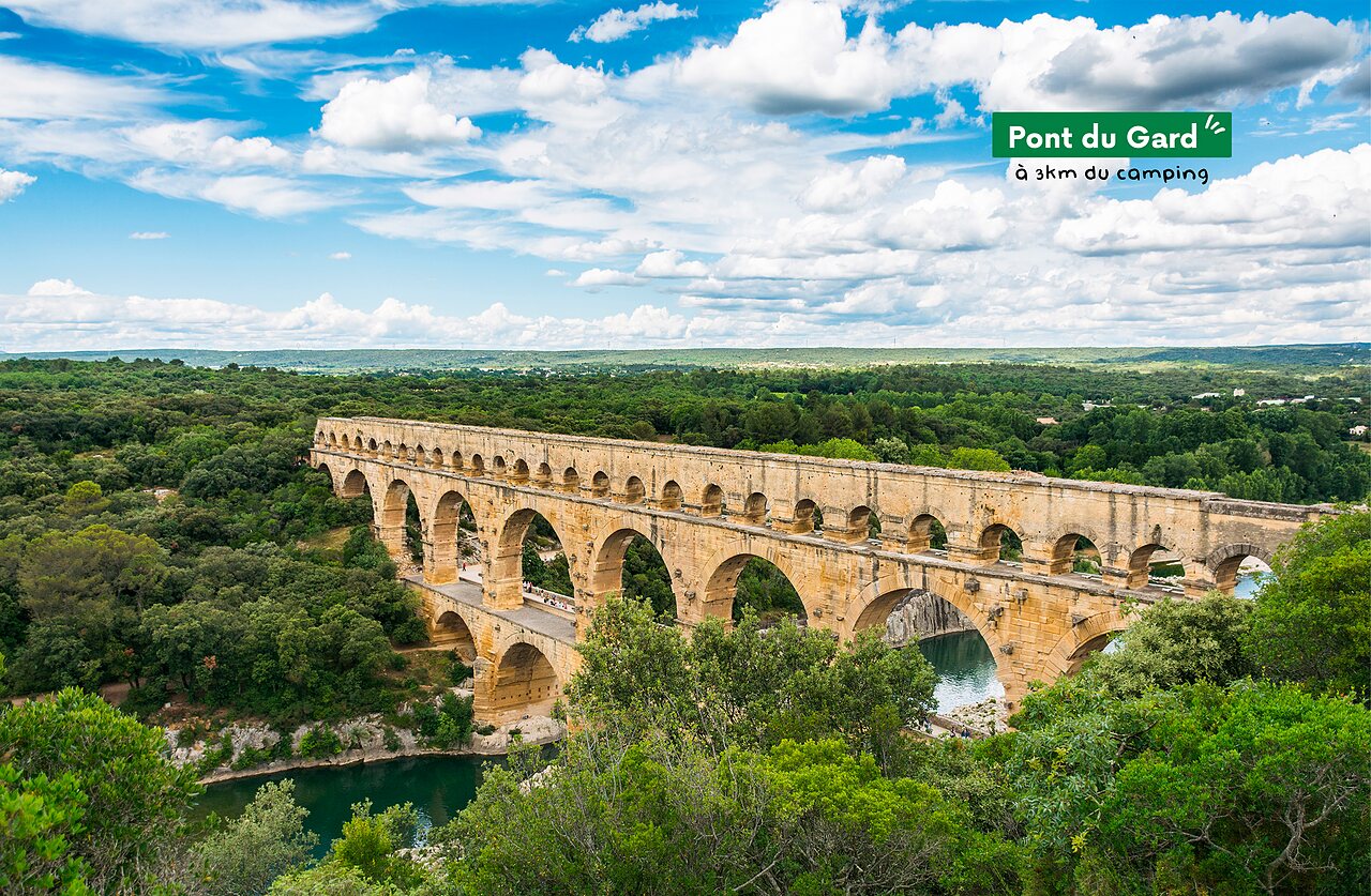 Pont du Gard, historisch Romeins aquaduct, bezienswaardigheid nabij Vers Pont du Gard.