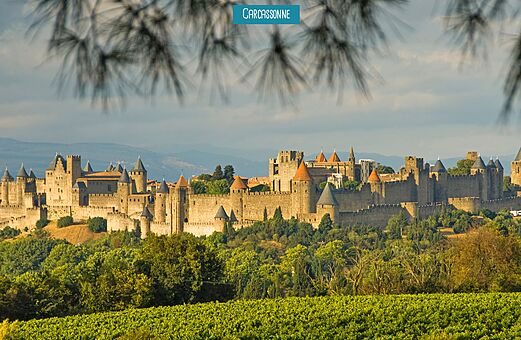 Versterkte middeleeuwse stad Carcassonne, een historische plek om te bezoeken in Aude.