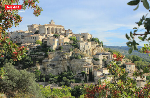 Heuveldorp Gordes in de Provence, een bezienswaardigheid nabij LE THOR.