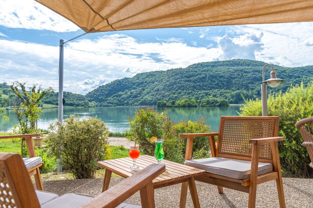 Lac du Lit du Roi, Camping Rhone-Alpen - 13