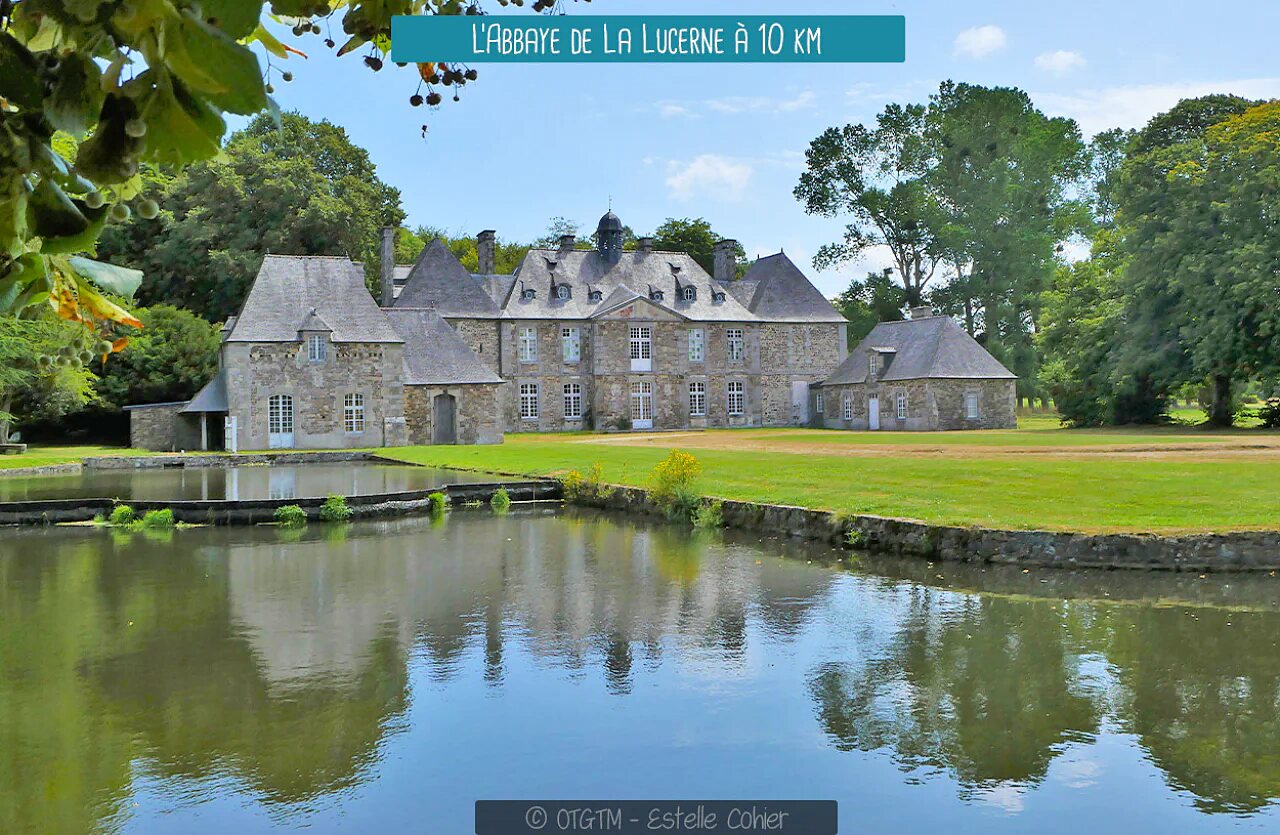 Abdij van La Lucerne, historisch monument te bezoeken nabij Hudimesnil, Normandi�.