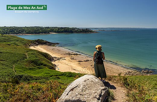 Mez An Aod strand en panoramisch uitzicht op zee op camping CLICOCHIC Les plages de Beg L�guer in Lannion (22).