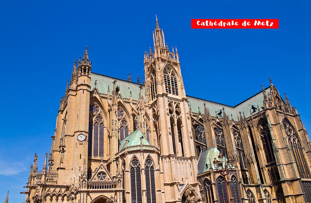 Majestueuze Kathedraal van Saint-�tienne in Metz, historisch monument te bezoeken in Moezel.