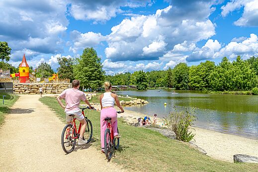 Meer, strand, watersportactiviteiten, fietsen op camping CAPFUN Moulinal in BIRON (24).