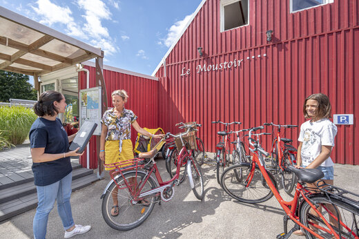 Fietsverhuur en receptie op camping VAGUES OCEANES Moustoir in Carnac (56).