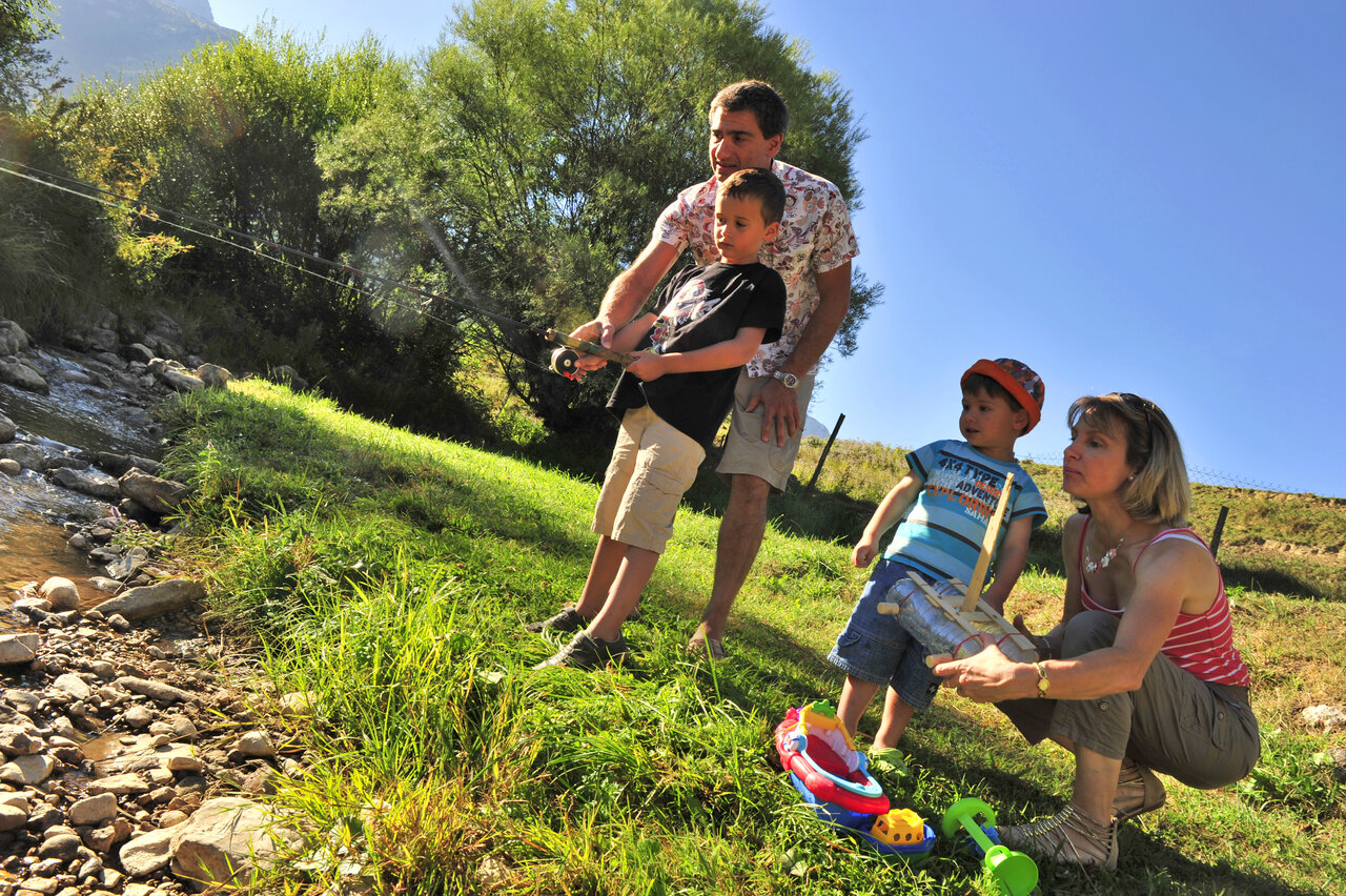 Familie visactiviteit, camping CAPFUN Oursi�re in Villard de Lans (38).
