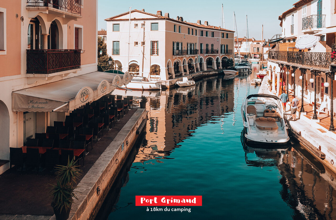 Port Grimaud, het Proven�aalse Veneti�, een merenstadje te bezoeken nabij La Mole.