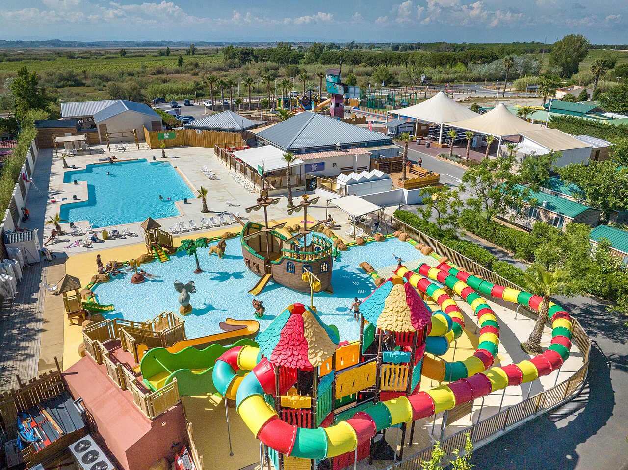 Groot waterpark op camping CLICOCHIC Palmira Beach, Vendres-Plage (34).