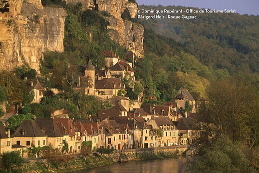 Dorp La Roque-Gageac aan de Dordogne, Zwarte Périgord.