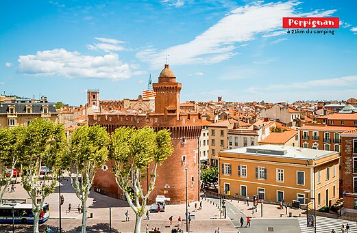 Het Castillet, iconisch monument in Perpignan, stad om te bezoeken in Occitani�.