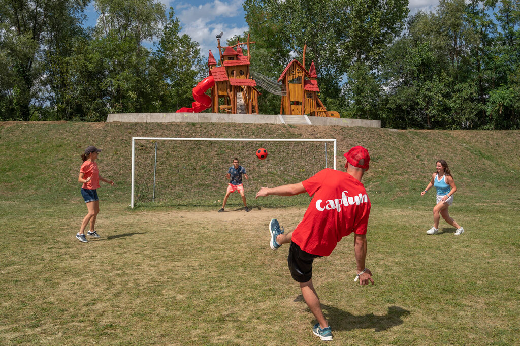 Les Portes du Beaujolais, Camping Rhone-Alpen - 29