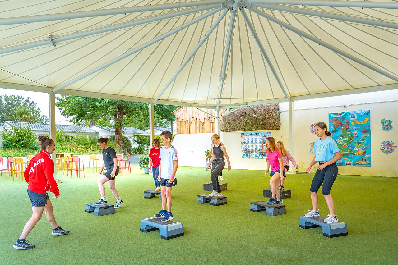 Groepssteples, animatie op camping CAPFUN Saint Laurent in LA FORET FOUESNANT.