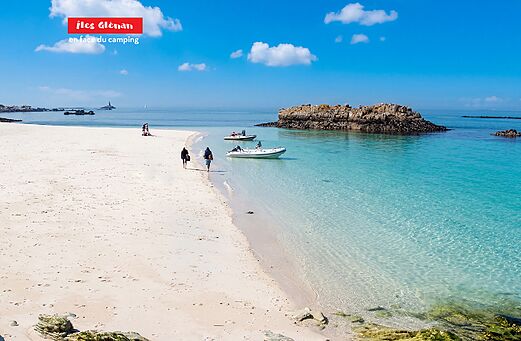 Paradijselijk strand van de Gl�nan-eilanden, te bezoeken nabij La For�t-Fouesnant.