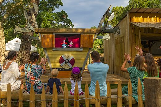Poppenkast, kinderen, ouders op camping CAPFUN Sud Land in Labenne-Ocean (40).