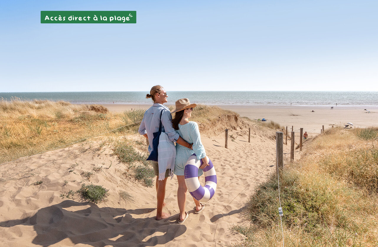 Toegang strand op camping CLICOCHIC Plage des Tonnelles in Saint-Jean-de-Monts (85).