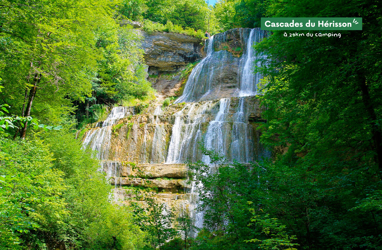 H�risson-watervallen, prachtige natuurlijke bezienswaardigheid in de Jura-regio.