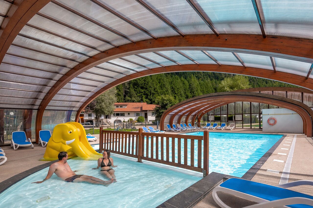 Meer van Longemer, prachtige natuurlijke plek voor wateractiviteiten in de Vogezen.