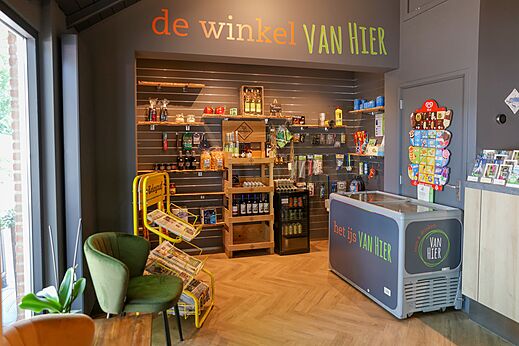 Campingwinkel met lokale producten en ijs, op CAPFUN Wieskamp in Winterswijk Henxel.